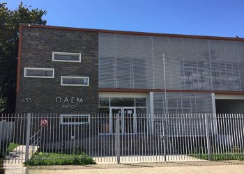 Denuncian desaparición de más de $800 millones destinados a escuelas en Curicó