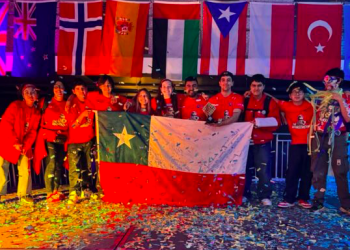 Equipo talquino gana premio al Mejor Diseño de Robot en torneo mundial de robótica