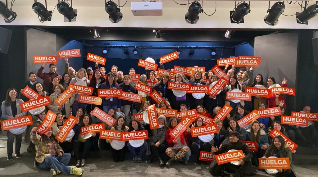 Trabajadores de la UCM aprueban huelga con 97% de adhesión tras fracasar negociación colectiva