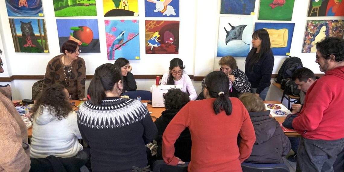 Centro Cultural Municipal de Talca supera los 15 talleres en 2025 y refuerza la formación artística local