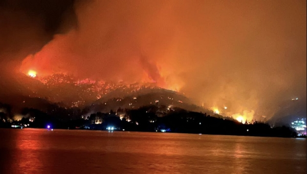 SENAPRED cancela Alerta Roja en Vichuquén tras controlar incendio que consumió 450 hectáreas y destruyó tres viviendas